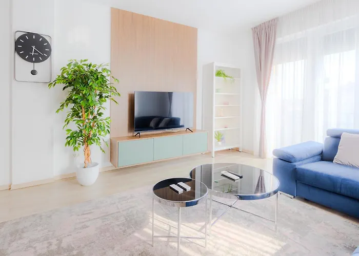 Eas Residence Iuliu Maniu Aparthotel
